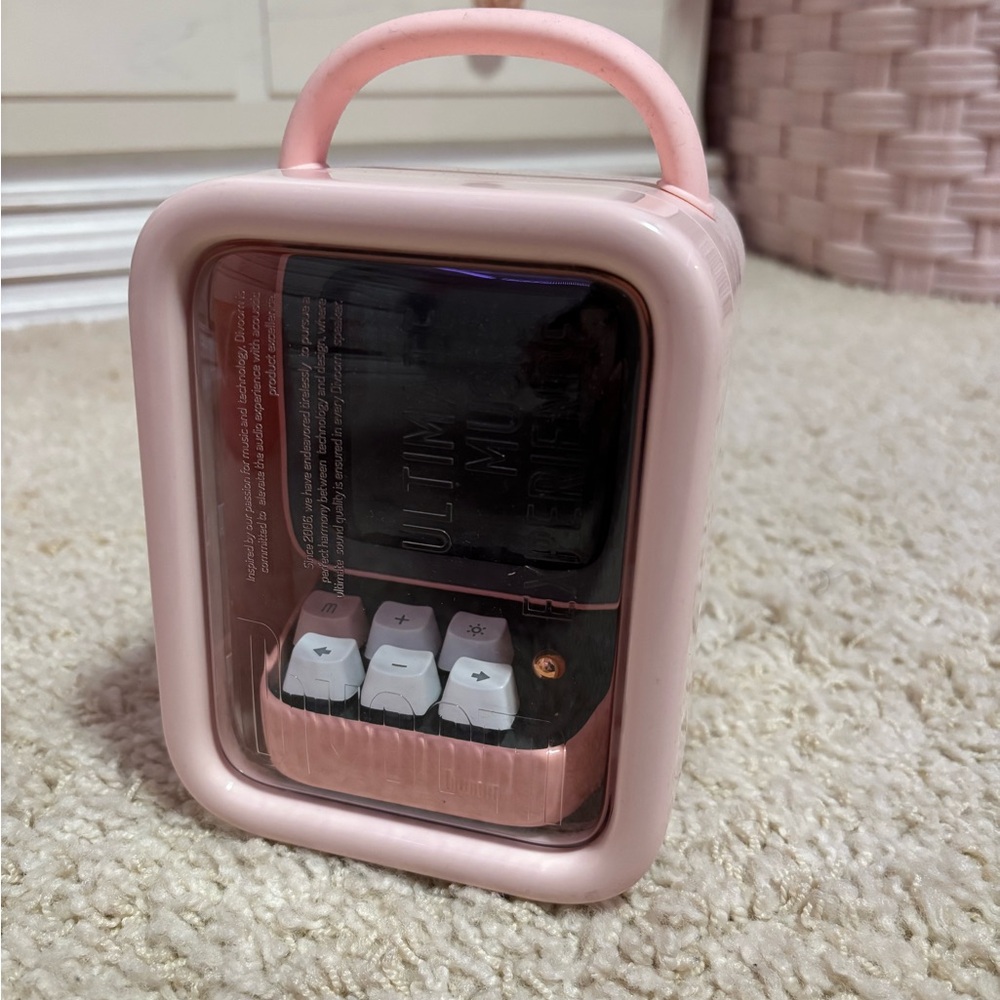 Divoom Ditoo Speaker